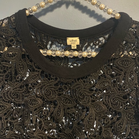 ⭐️HP⭐️NWOT Wilfred Lace Top - Picture 2 of 4